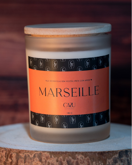 Marseille scented candle